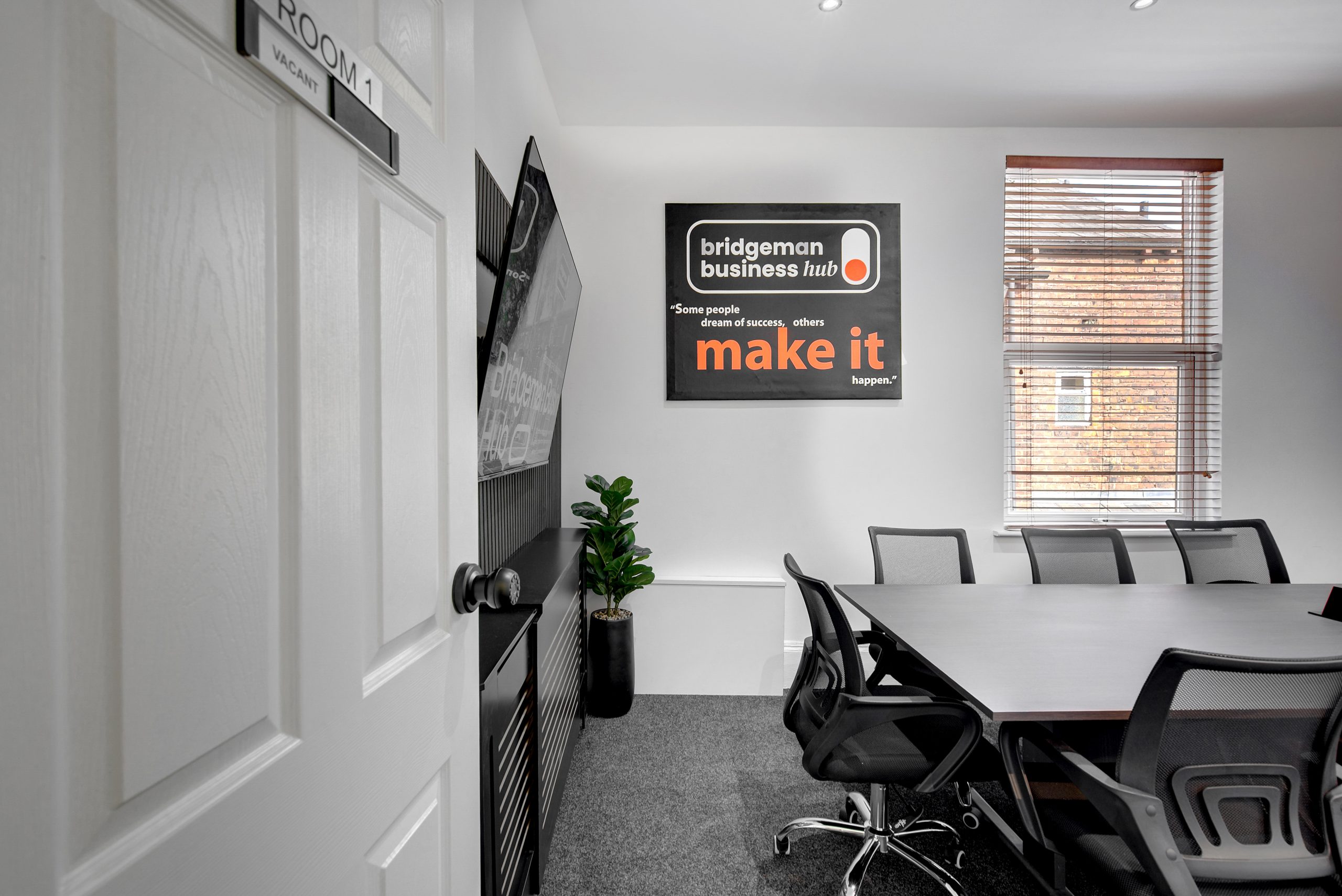 bridgeman business hub bridgeman terrace wigan WN1 1TT-21