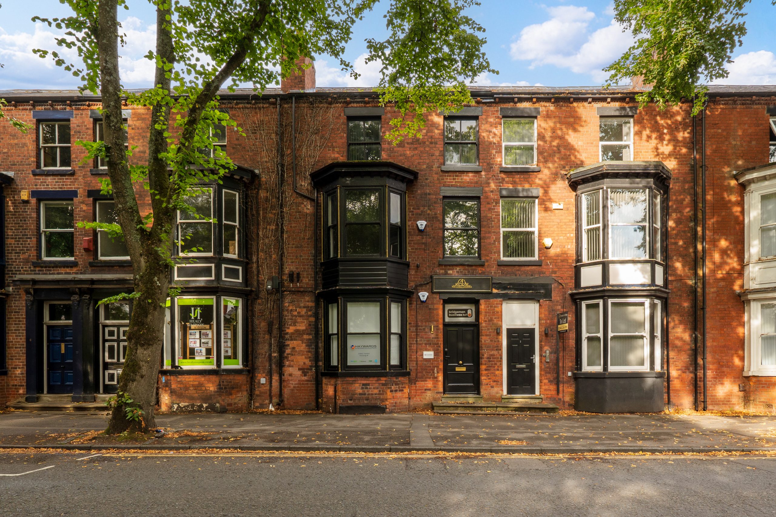 bridgeman business hub bridgeman terrace wigan WN1 1TT-6