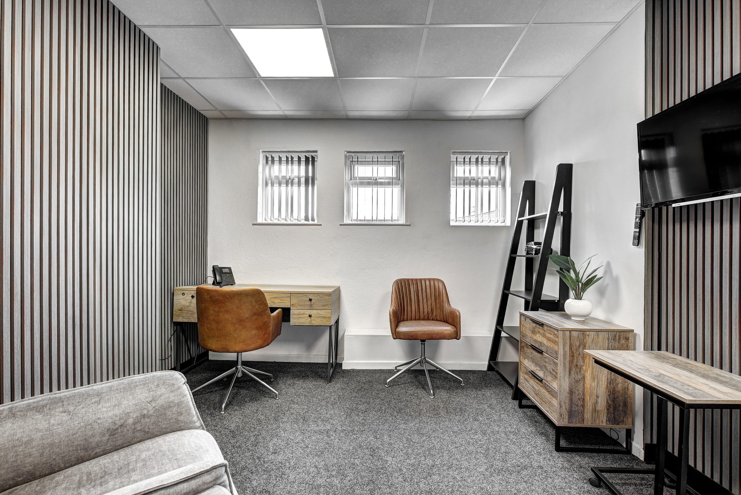 bridgeman business hub bridgeman terrace wigan WN1 1TT-88