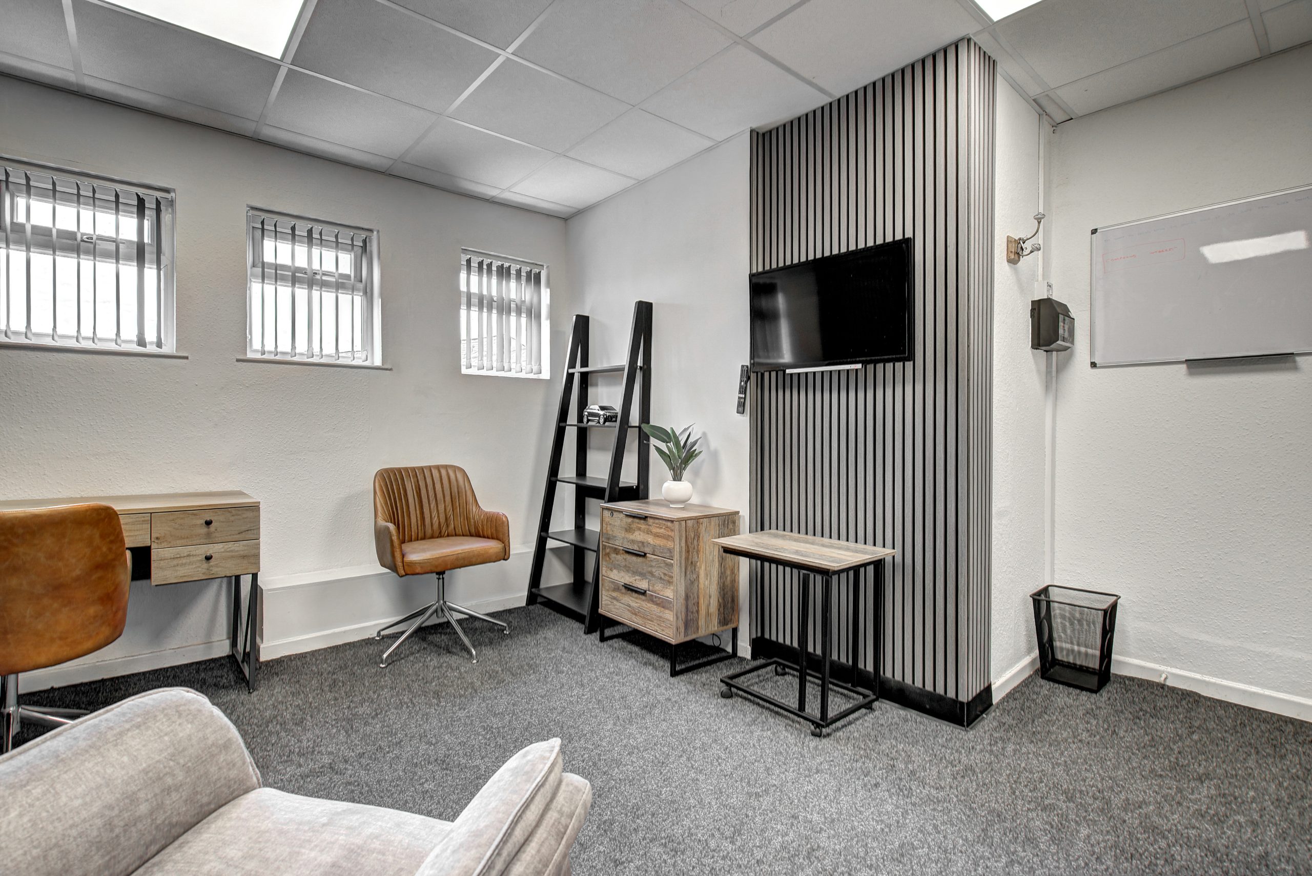 bridgeman business hub bridgeman terrace wigan WN1 1TT-90