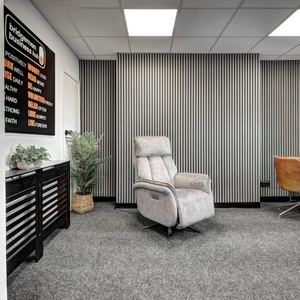 bridgeman business hub bridgeman terrace wigan WN1 1TT-85